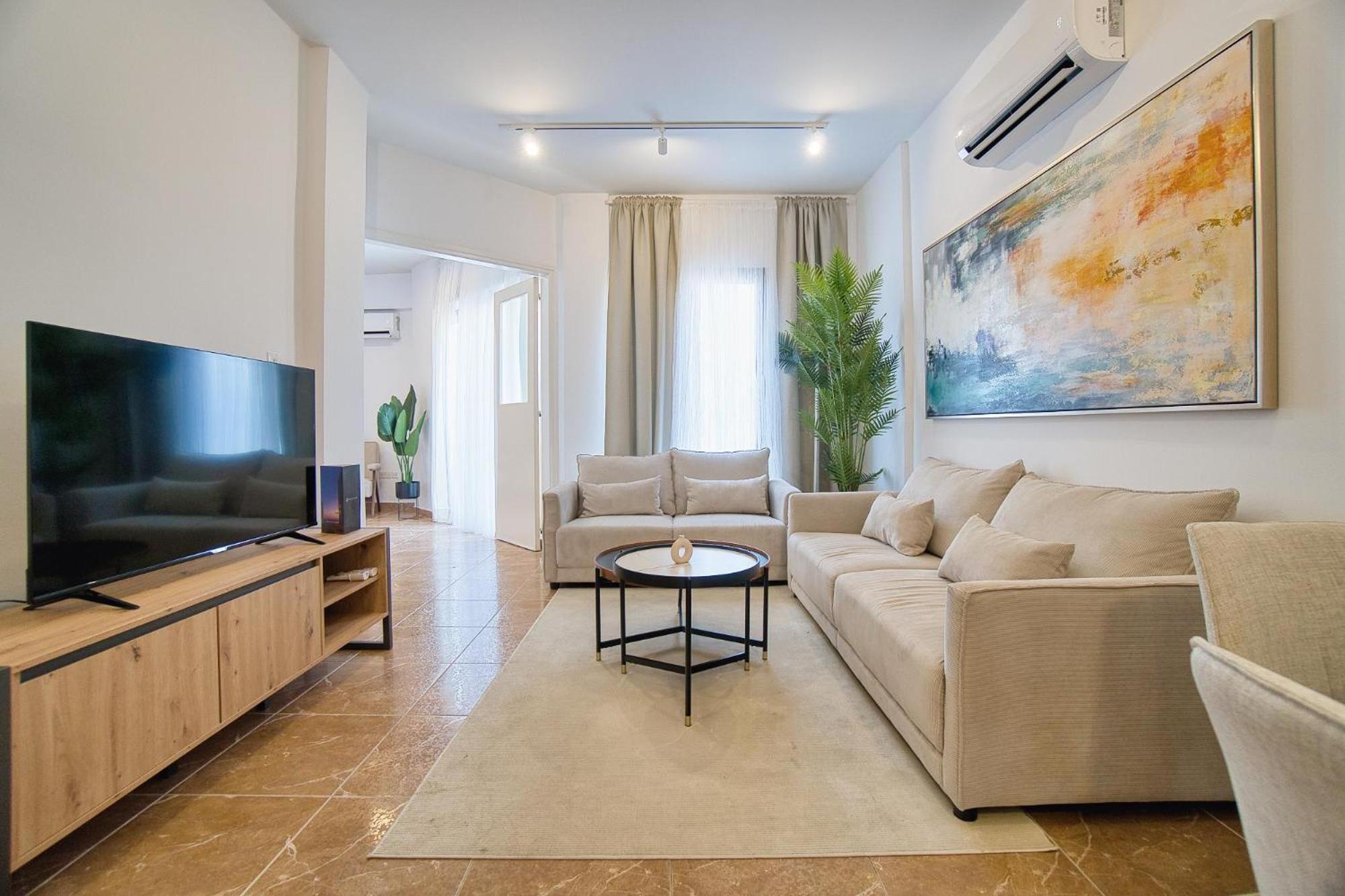 Queen Gardens R 313 Apartment Paphos